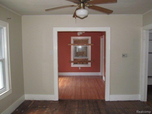 42 East Rutgers Avenue Pontiac, MI 48340 - Photo 10 of 25 42 E RUTGERS PONTIAC (44).JPG