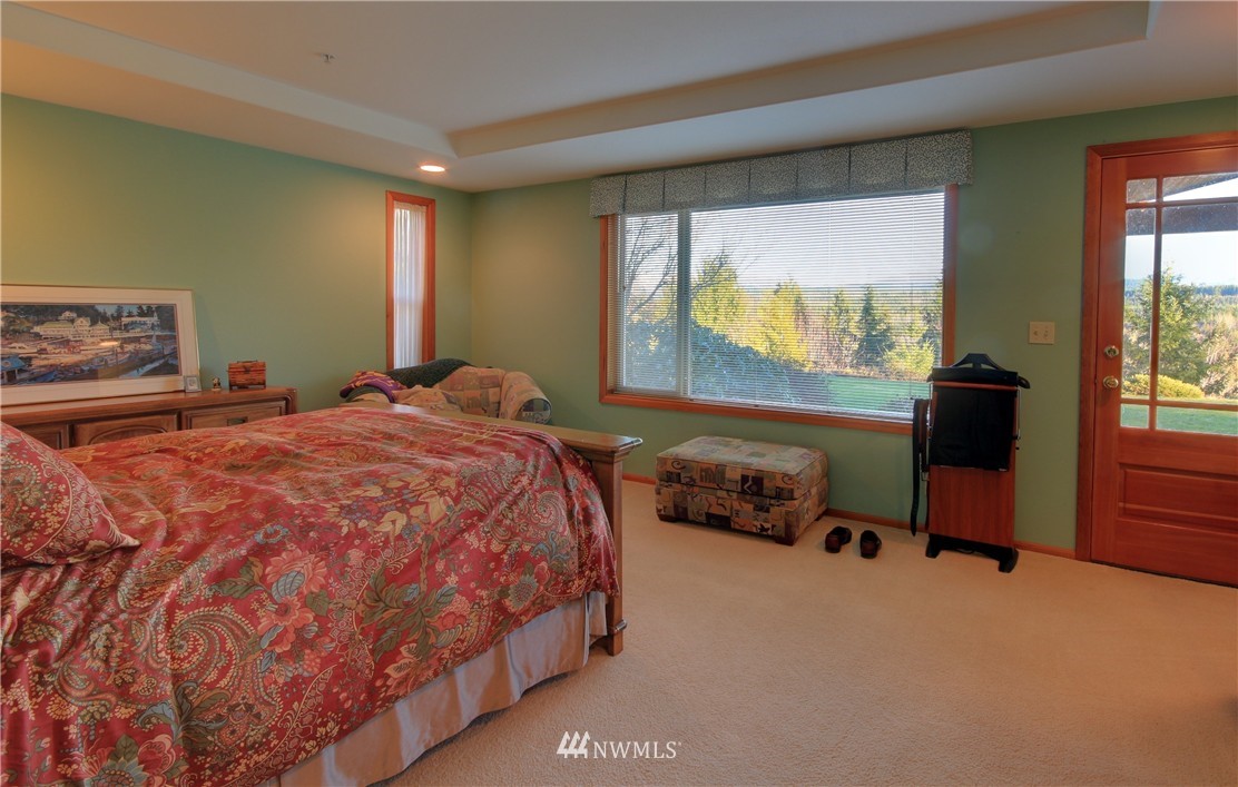5901 Tolt River Road Northeast Carnation, WA 98014 - Photo 5 of 11 Gallery Image 5