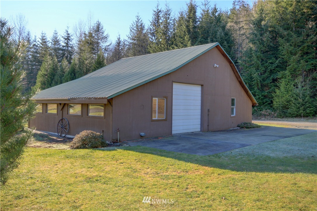 5901 Tolt River Road Northeast Carnation, WA 98014 - Photo 8 of 11 Gallery Image 8