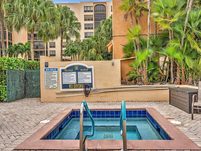 $649,000 | 7201 Promenade Drive, Unit 602, Boca Raton, FL 33433