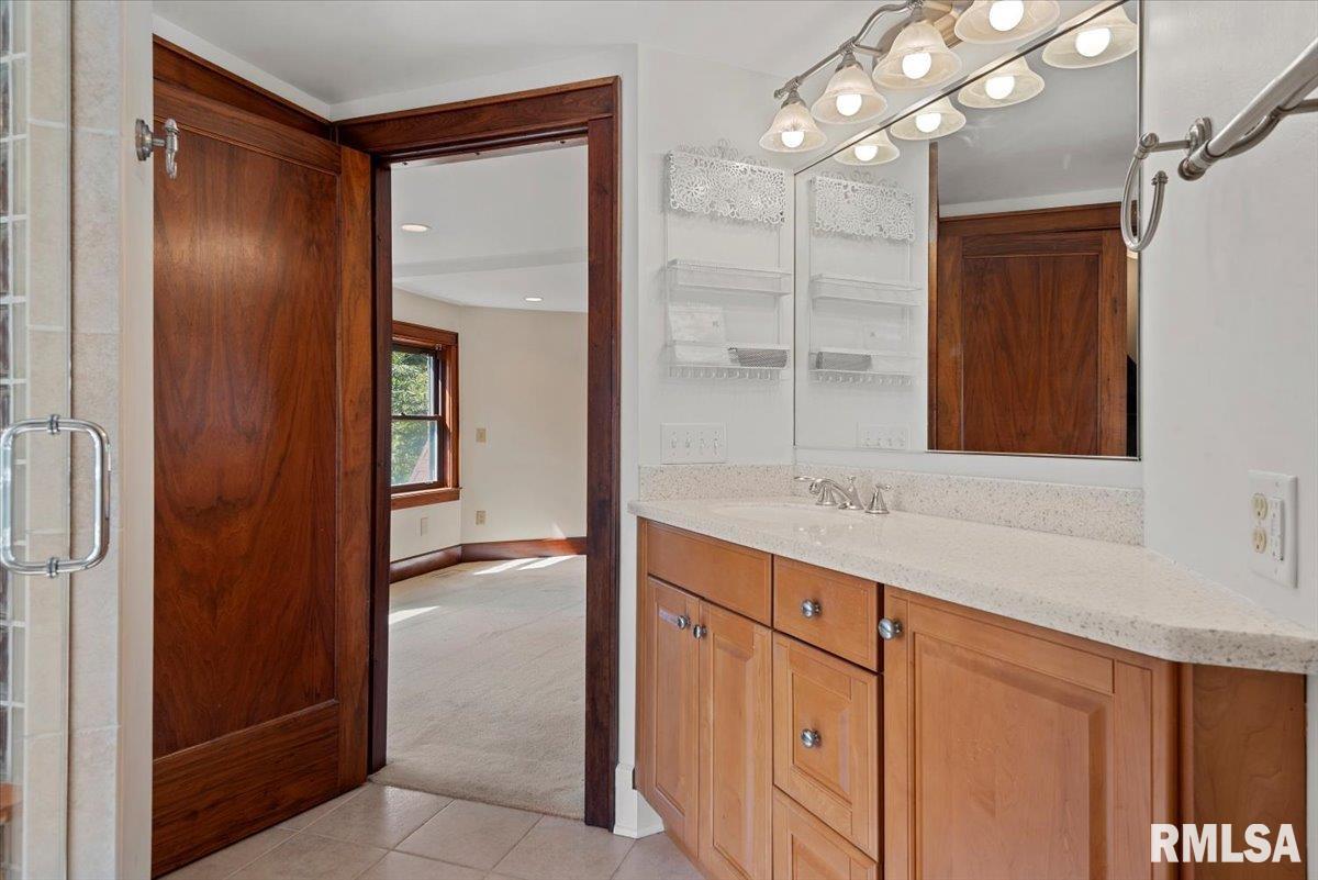 1529 Williams Boulevard Springfield, IL 62704 - Photo 29 of 51