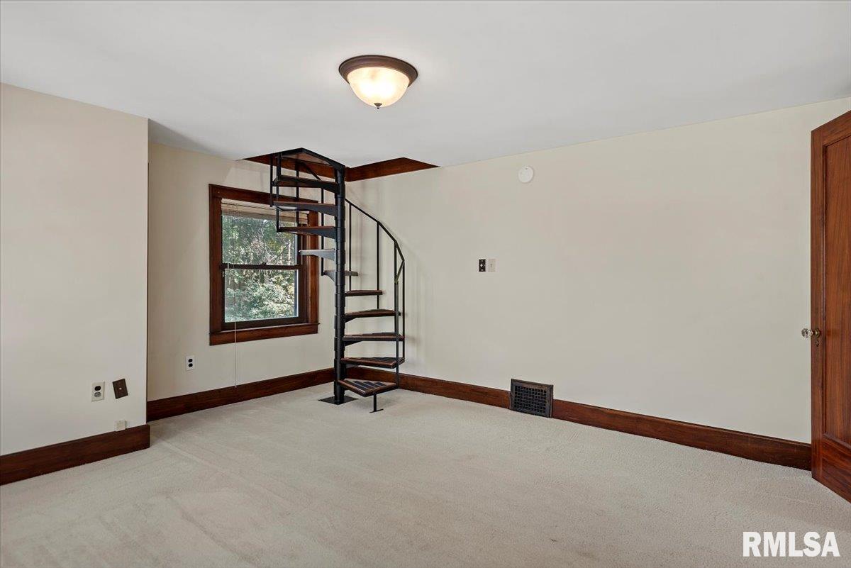 1529 Williams Boulevard Springfield, IL 62704 - Photo 35 of 51