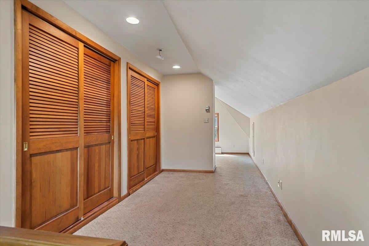 1529 Williams Boulevard Springfield, IL 62704 - Photo 37 of 51