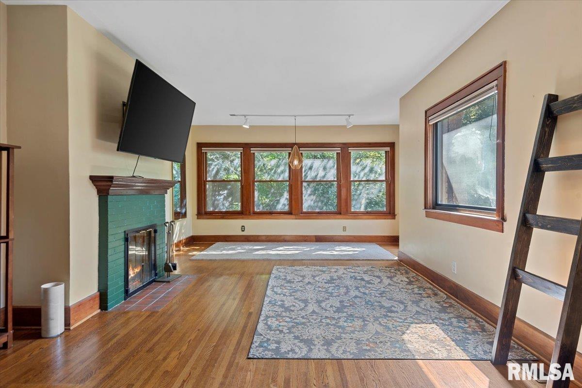 1529 Williams Boulevard Springfield, IL 62704 - Photo 7 of 51