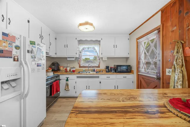 $310,000 | 155 Farrs Bridge Road, Pickens, SC 29671