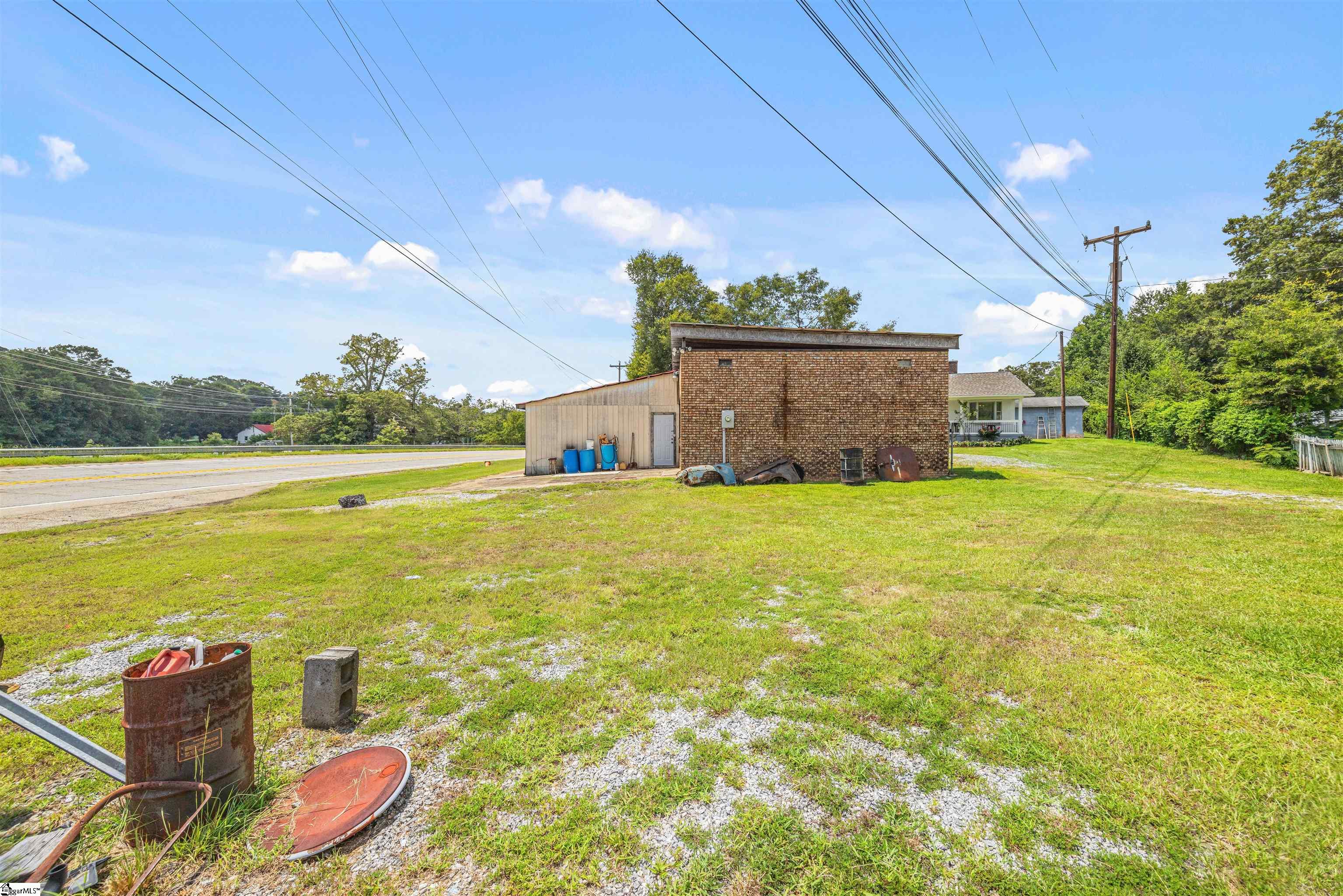 155 Farrs Bridge Road Pickens, SC 29671 - Photo 4 of 20