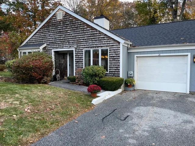 $374,900 | 21 Stratton Road, Unit 21, Scarborough, ME 04074