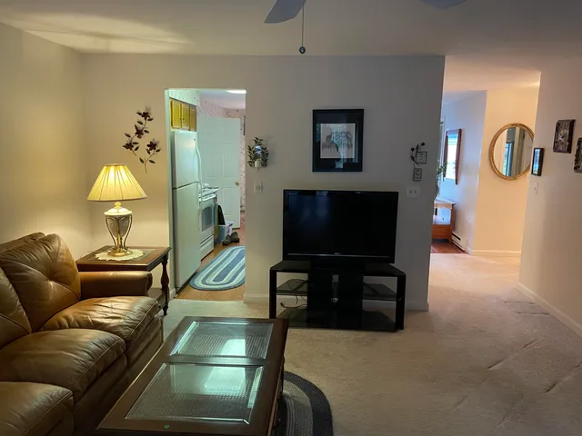 $374,900 | 21 Stratton Road, Unit 21, Scarborough, ME 04074