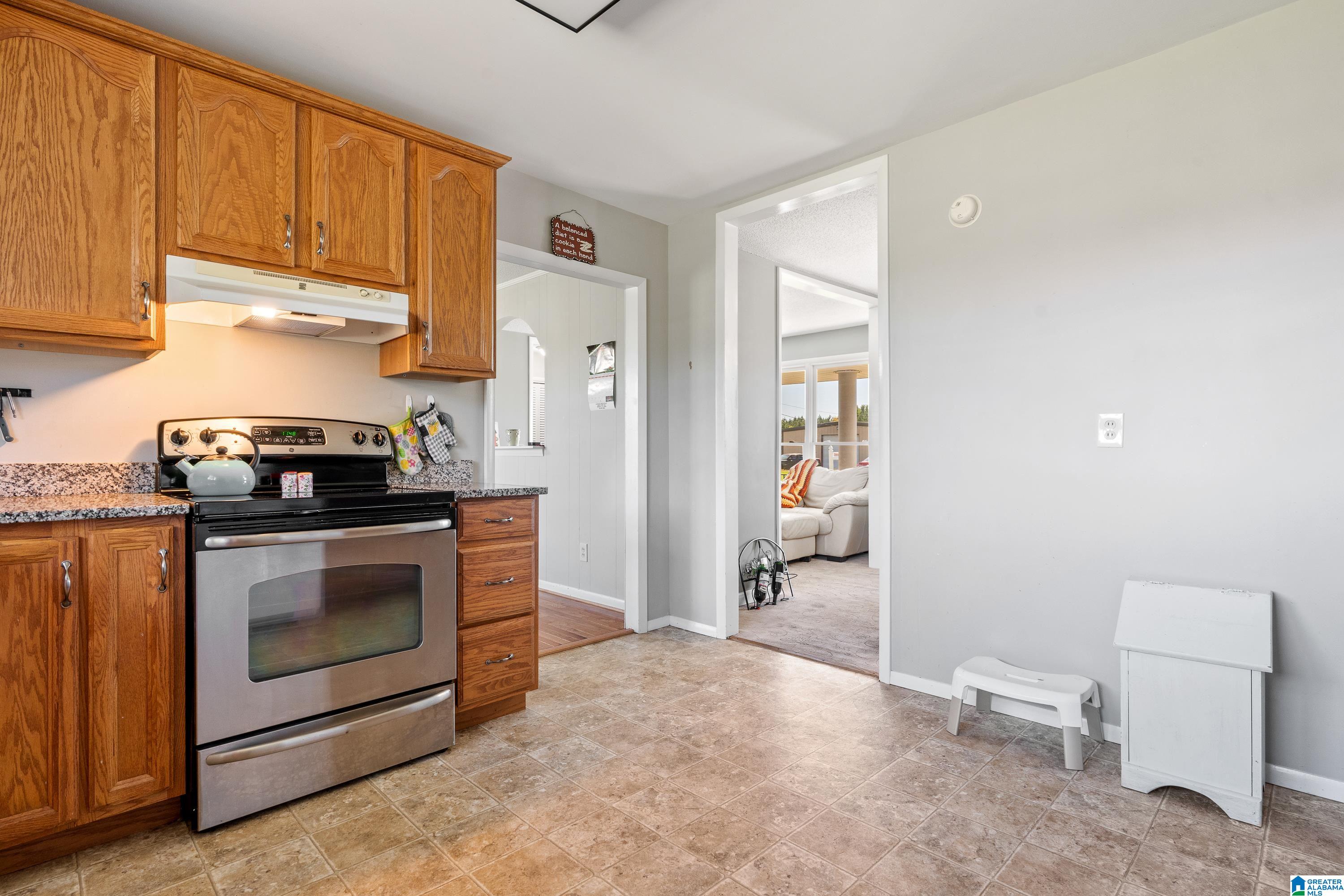 253 Masters Road Bessemer, AL 35023 - Photo 10 of 27