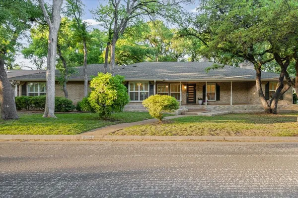$1,150,000 | 9304 Spring Hollow Drive, Austin, TX 78750