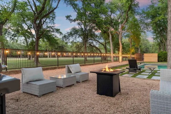 $1,150,000 | 9304 Spring Hollow Drive, Austin, TX 78750