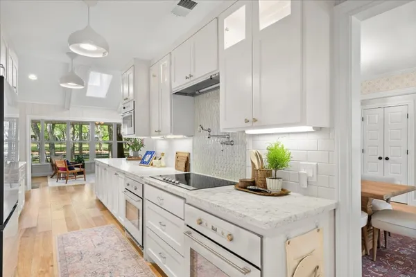 $1,150,000 | 9304 Spring Hollow Drive, Austin, TX 78750