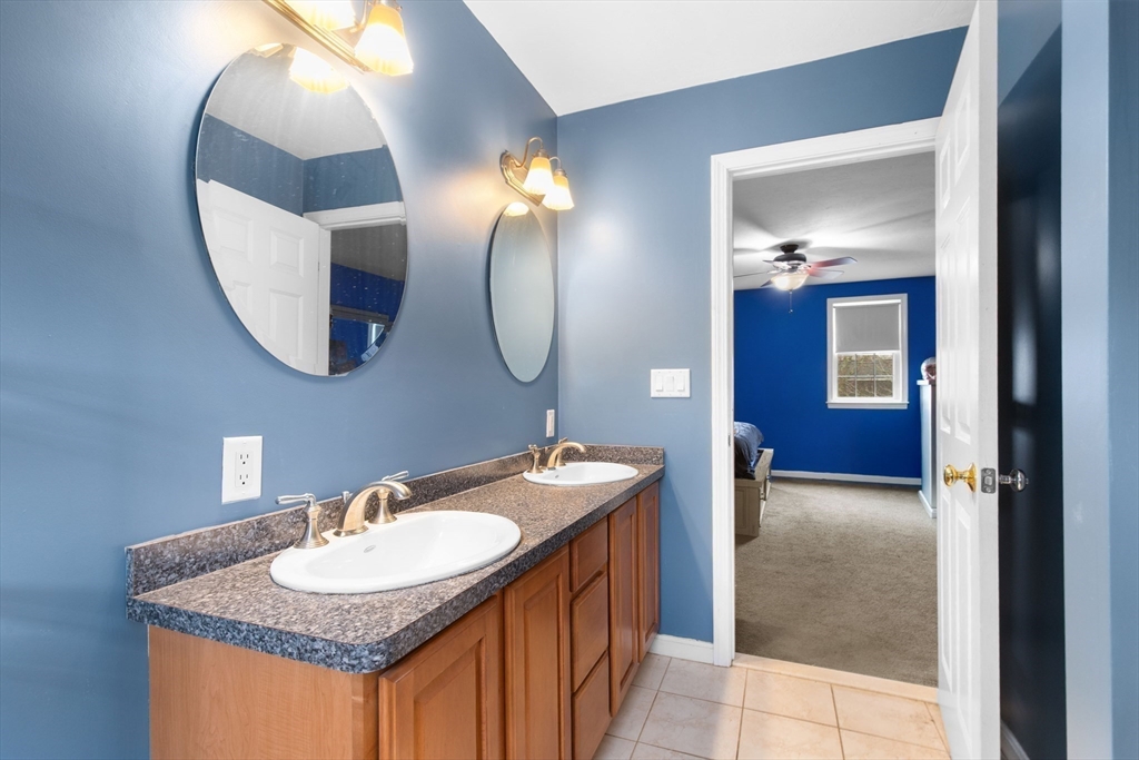 43 Apollo Road Whitman, MA 02382 - Photo 15 of 20