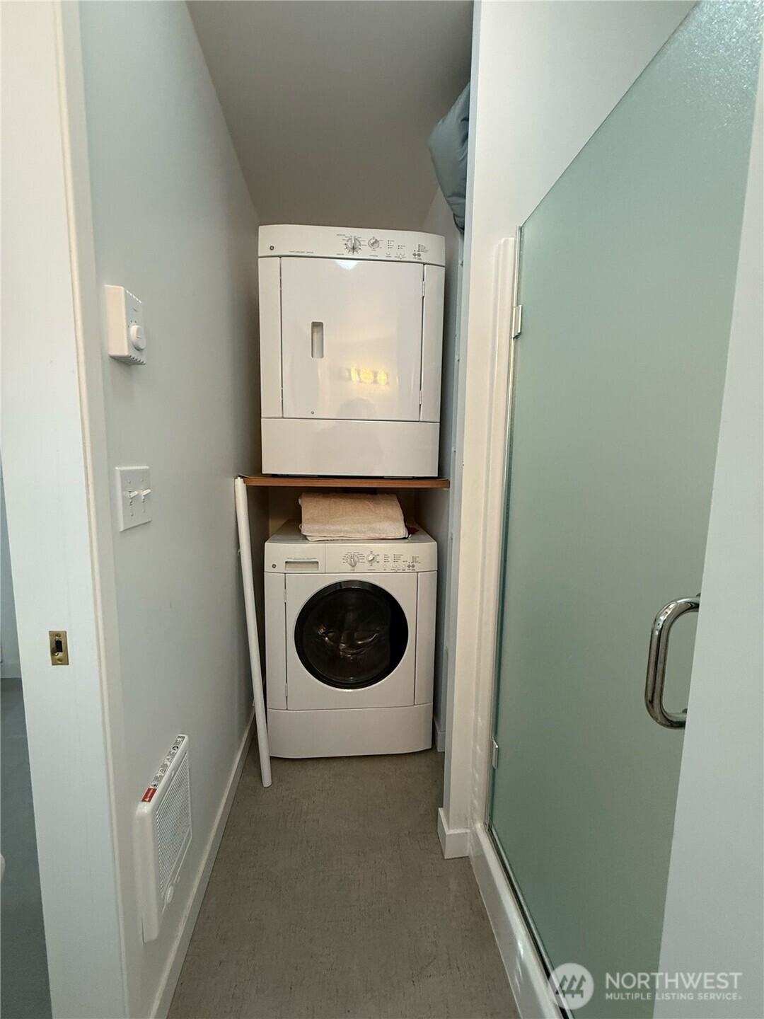 71 Seal Rock Road Brinnon, WA 98320 - Photo 15 of 22 a utility room with dryer and washer