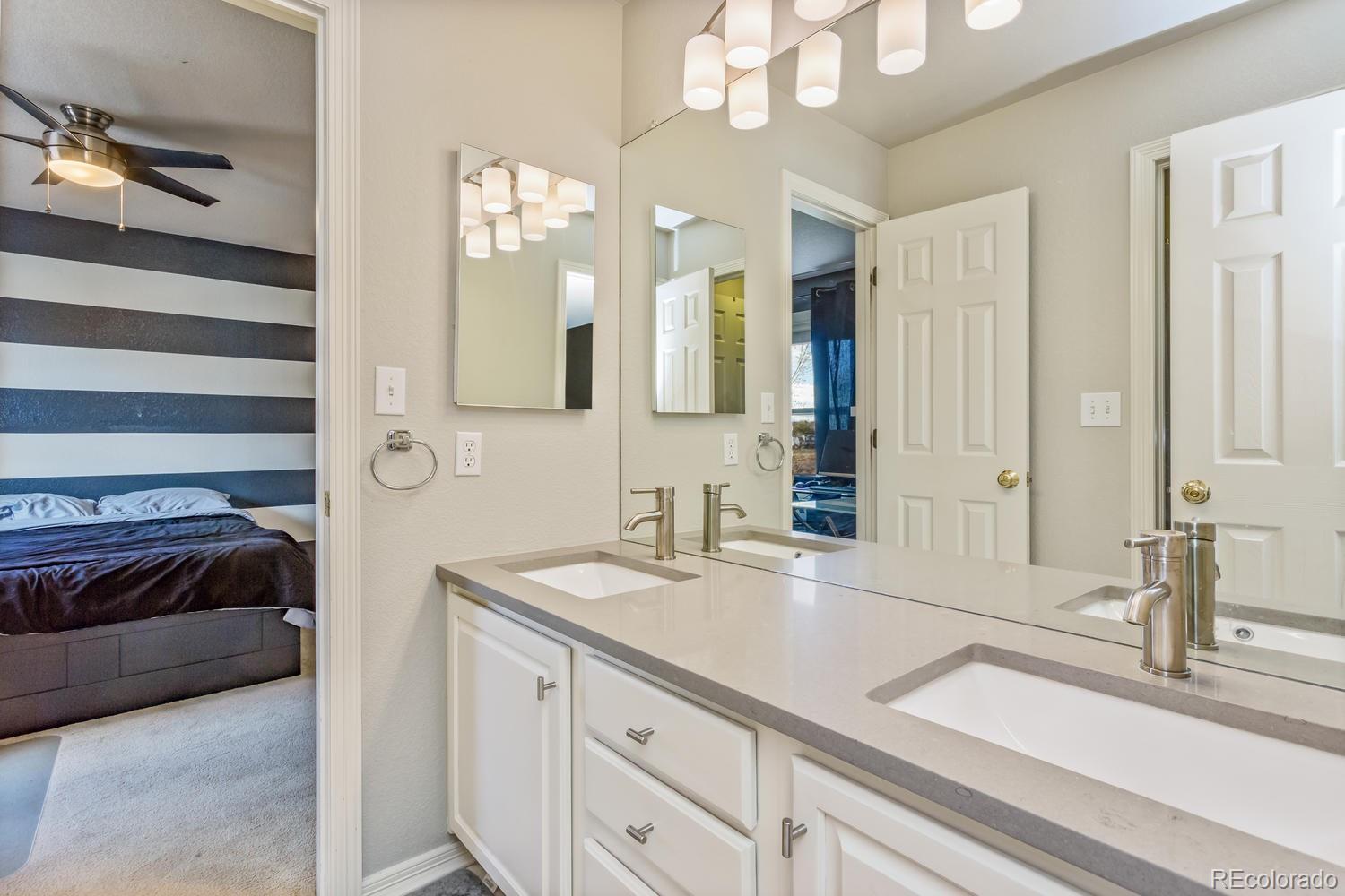 2482 Cactus Bluff Place Highlands Ranch, CO 80129 - Photo 24 of 33