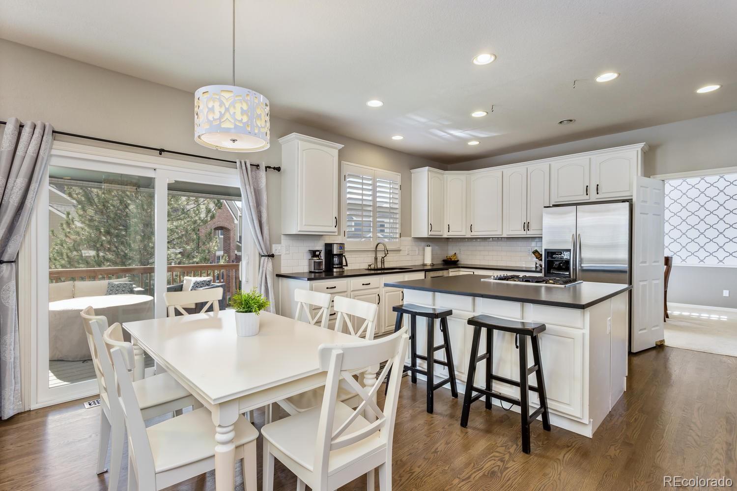 2482 Cactus Bluff Place Highlands Ranch, CO 80129 - Photo 5 of 33