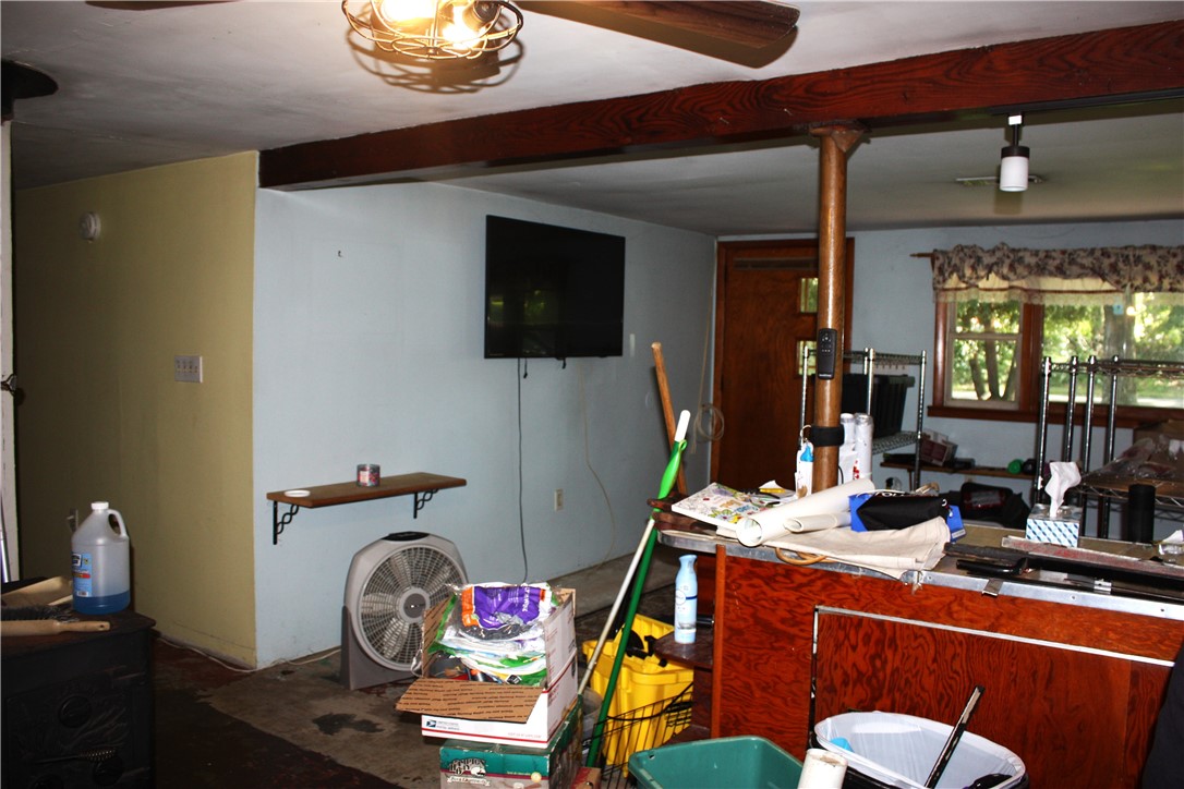 581 Saugatucket Road South Kingstown, RI 02879 - Photo 4 of 14 Kitchen to living room