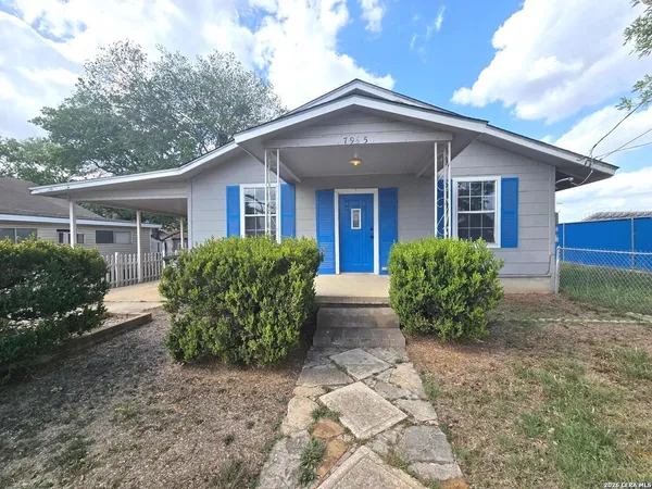 $1,500 | 7965 East 6th Street, Somerset, TX 78069