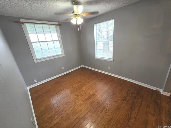 $1,500 | 7965 East 6th Street, Somerset, TX 78069