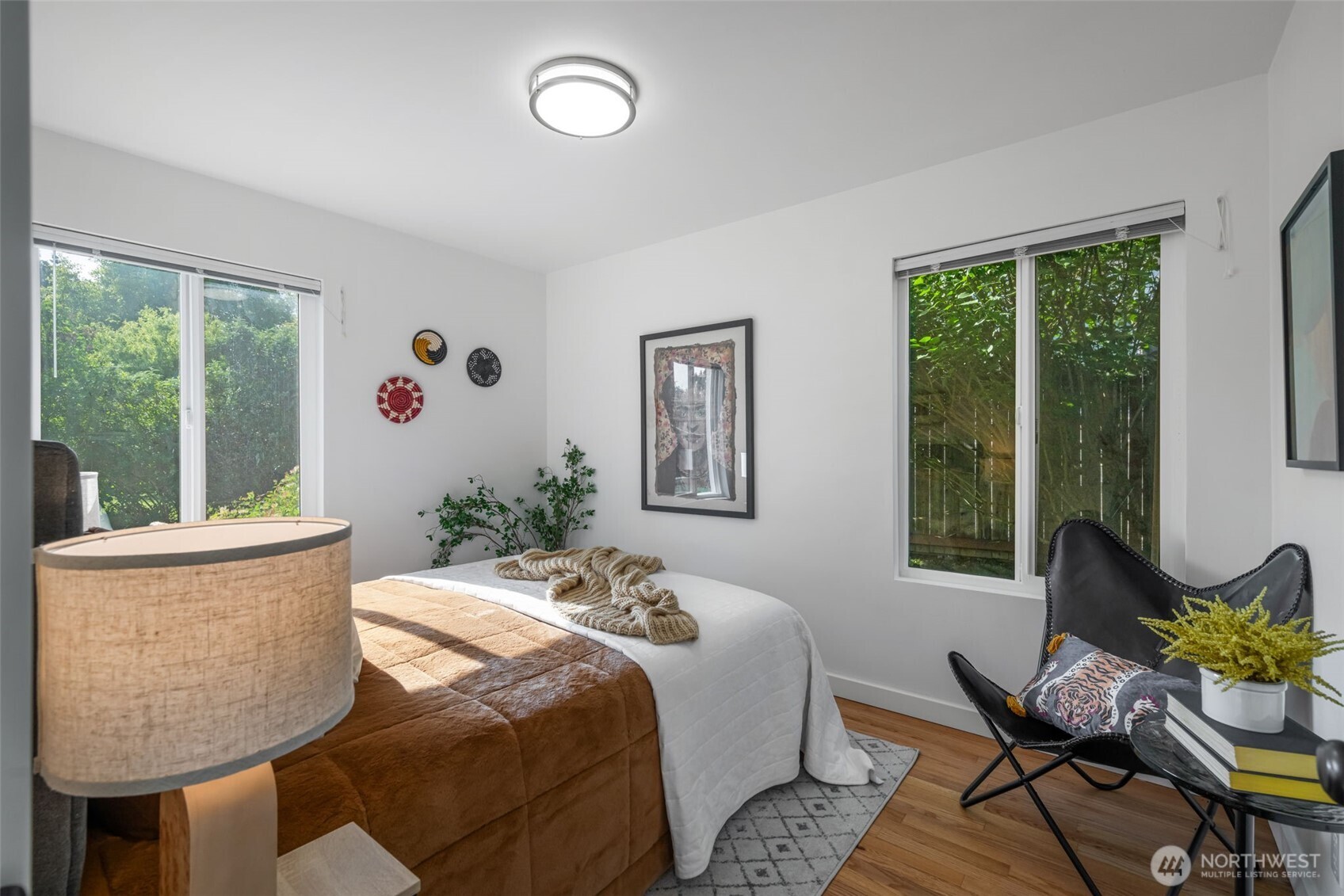 10617 39th Avenue Southwest Seattle, WA 98146 - Photo 14 of 39