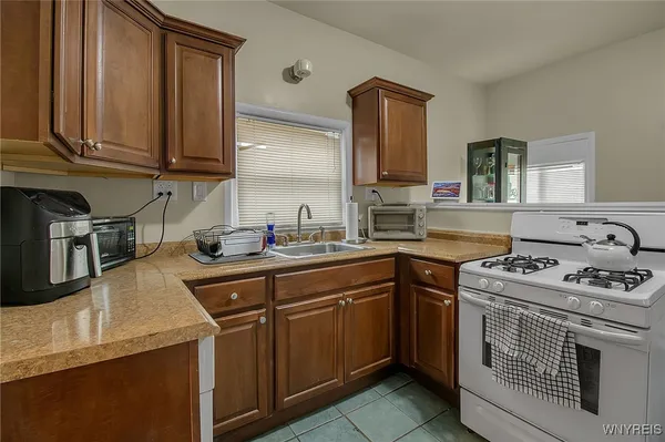 $799,900 | 54 Merrimac Street, Buffalo, NY 14214