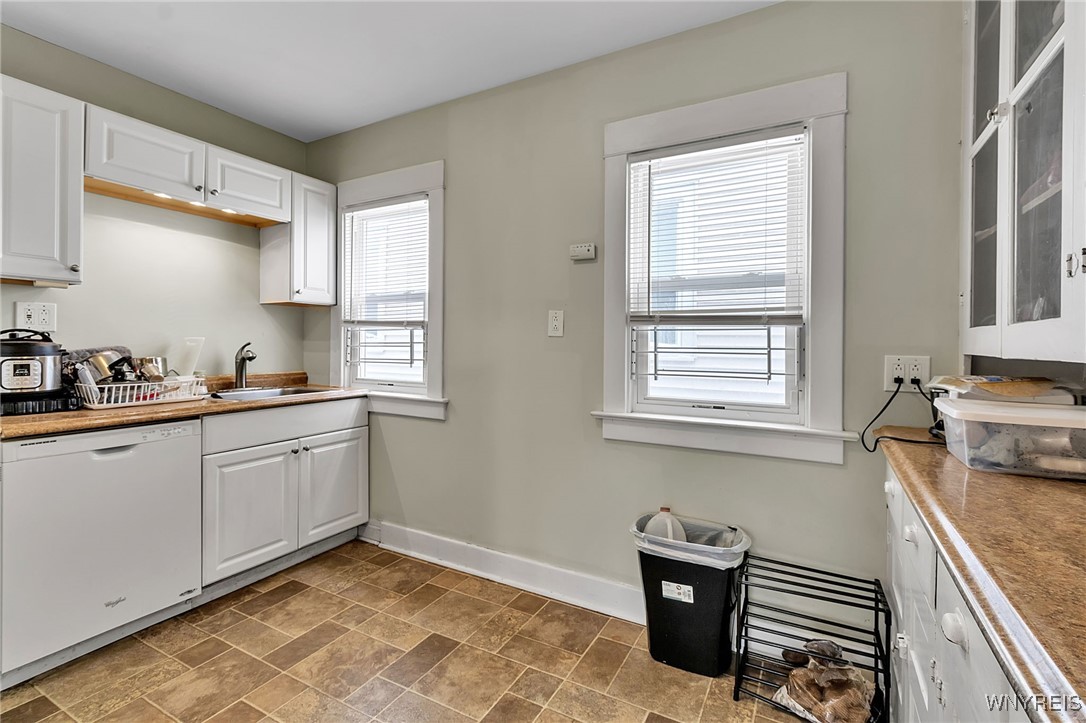 54 Merrimac Street Buffalo, NY 14214 - Photo 7 of 45