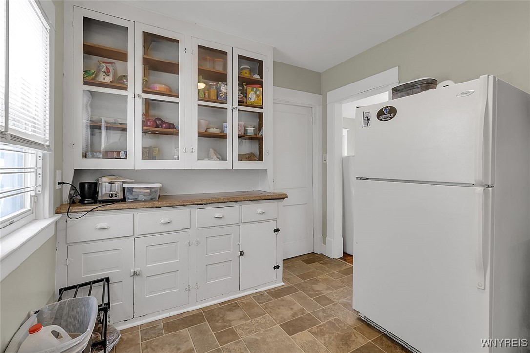 54 Merrimac Street Buffalo, NY 14214 - Photo 10 of 45