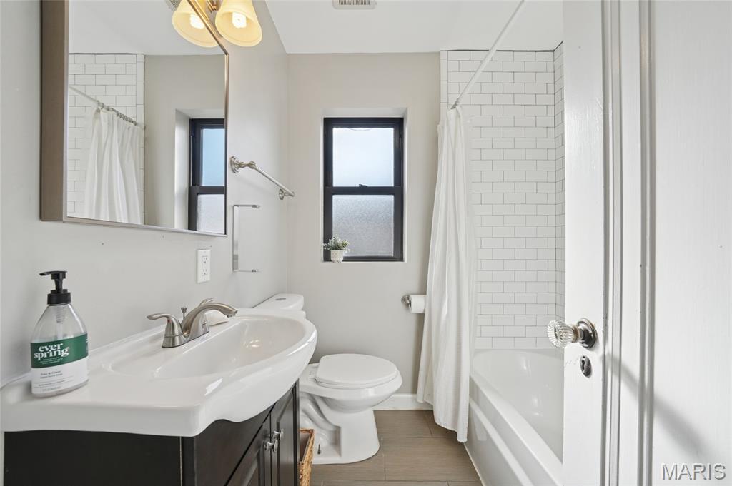 1105 North And South Road University City, MO 63130 - Photo 15 of 26