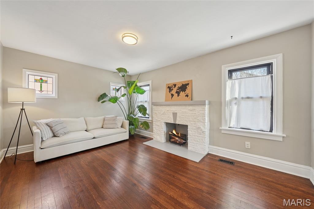 1105 North And South Road University City, MO 63130 - Photo 2 of 26