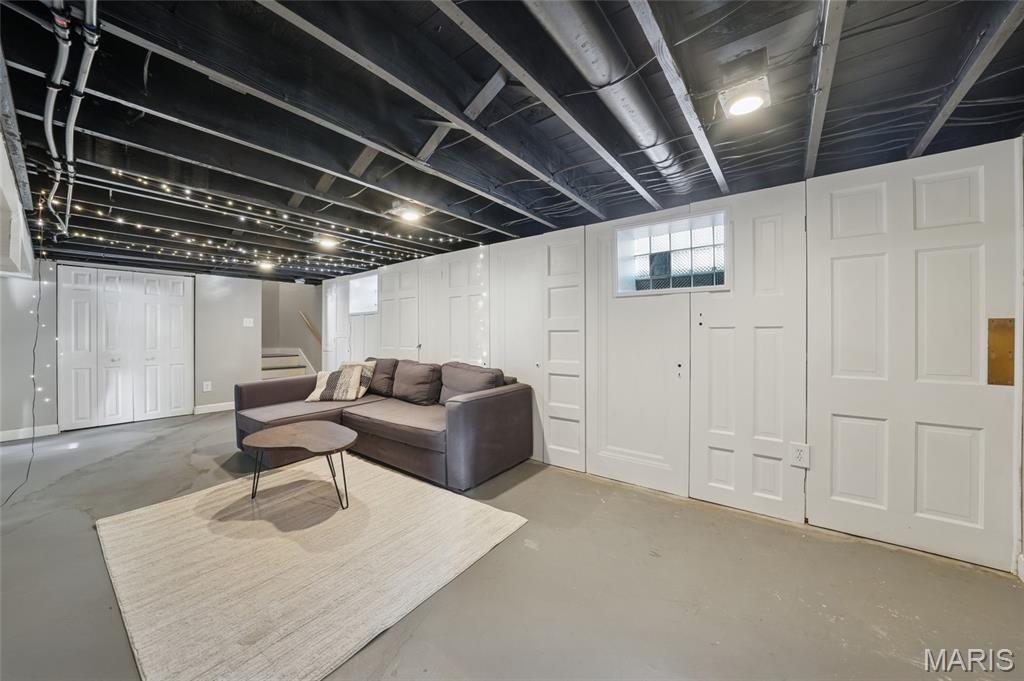 1105 North And South Road University City, MO 63130 - Photo 21 of 26