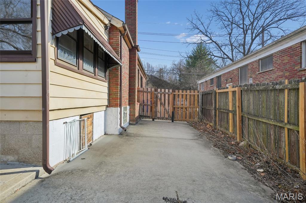 1105 North And South Road University City, MO 63130 - Photo 24 of 26