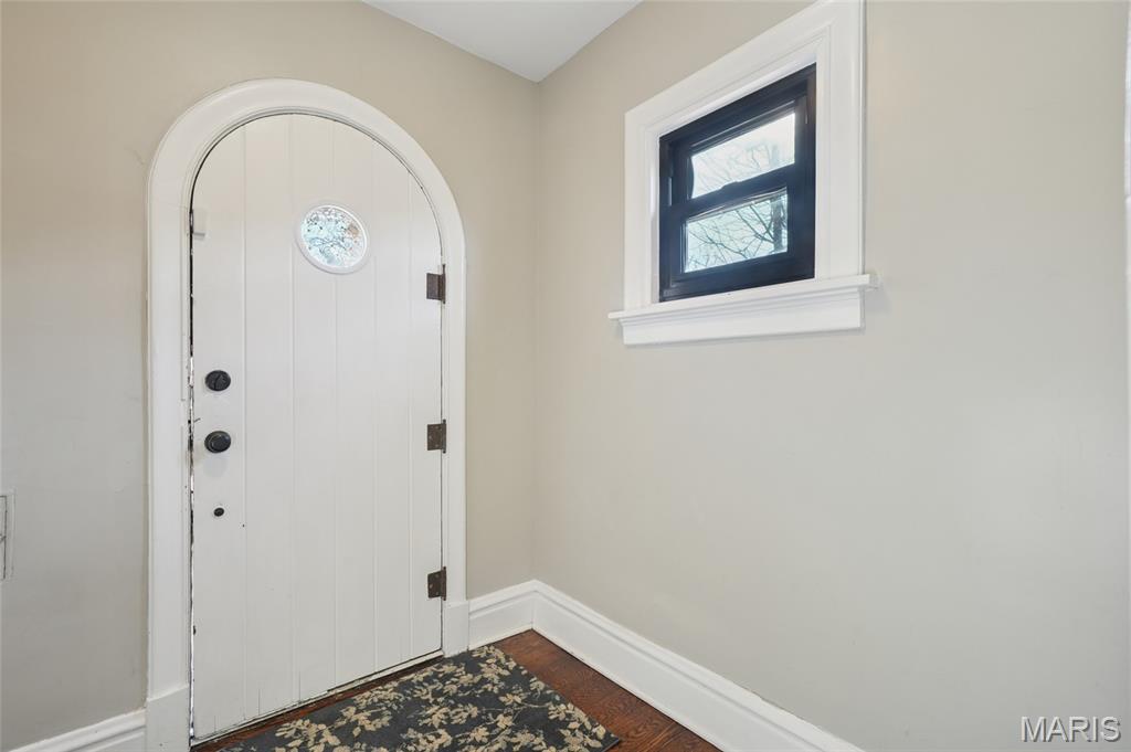 1105 North And South Road University City, MO 63130 - Photo 7 of 26