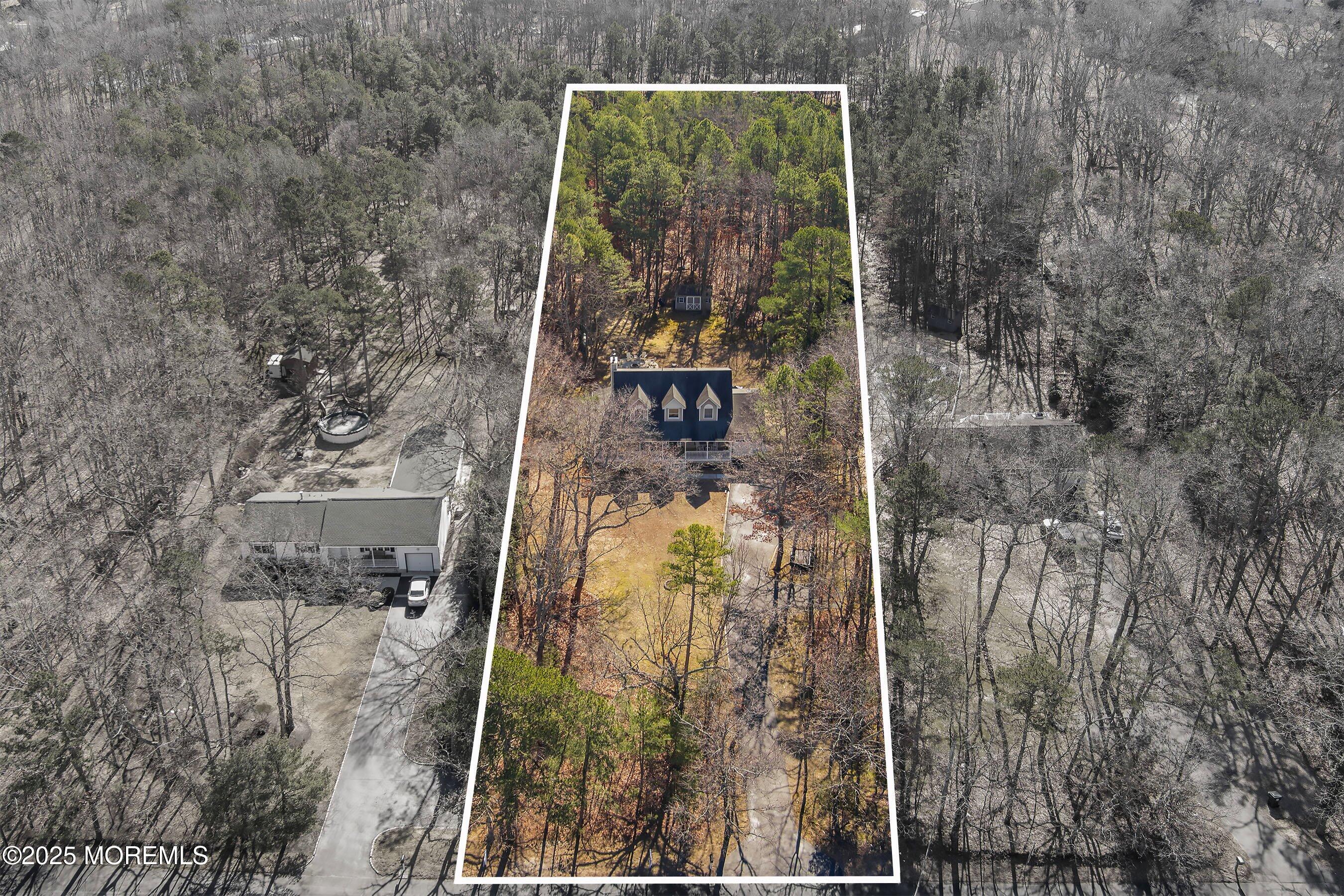 225 Hope Chapel Road Jackson, NJ 08527 - Photo 2 of 37 3-Front 2 with Outline BW