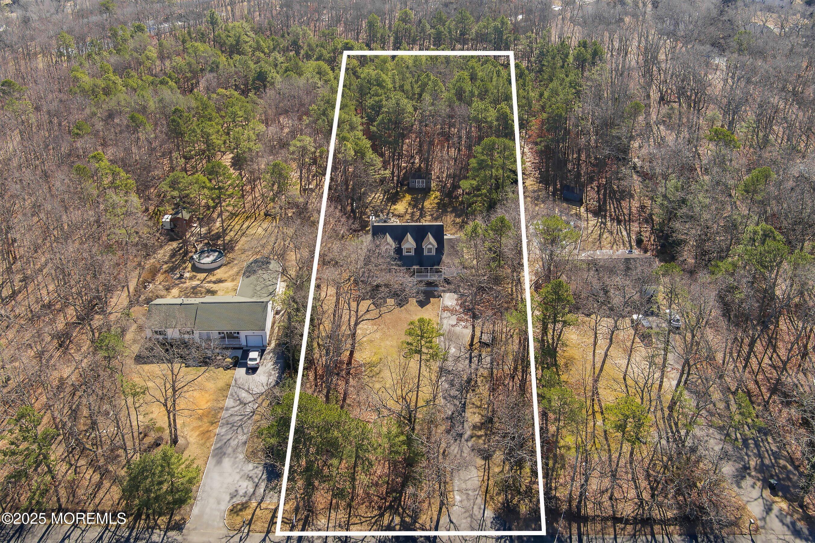 225 Hope Chapel Road Jackson, NJ 08527 - Photo 3 of 37 03-Front 2 with Outline