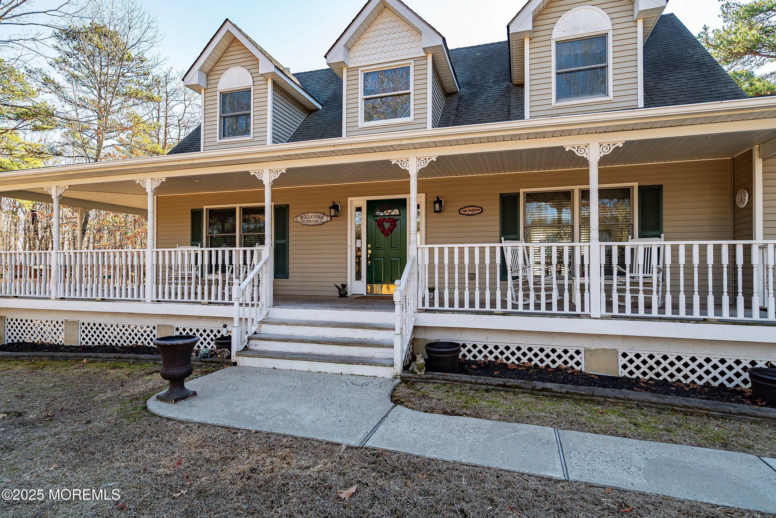 225 Hope Chapel Road Jackson, NJ 08527 - Photo 5 of 37 06-Front Porch 1
