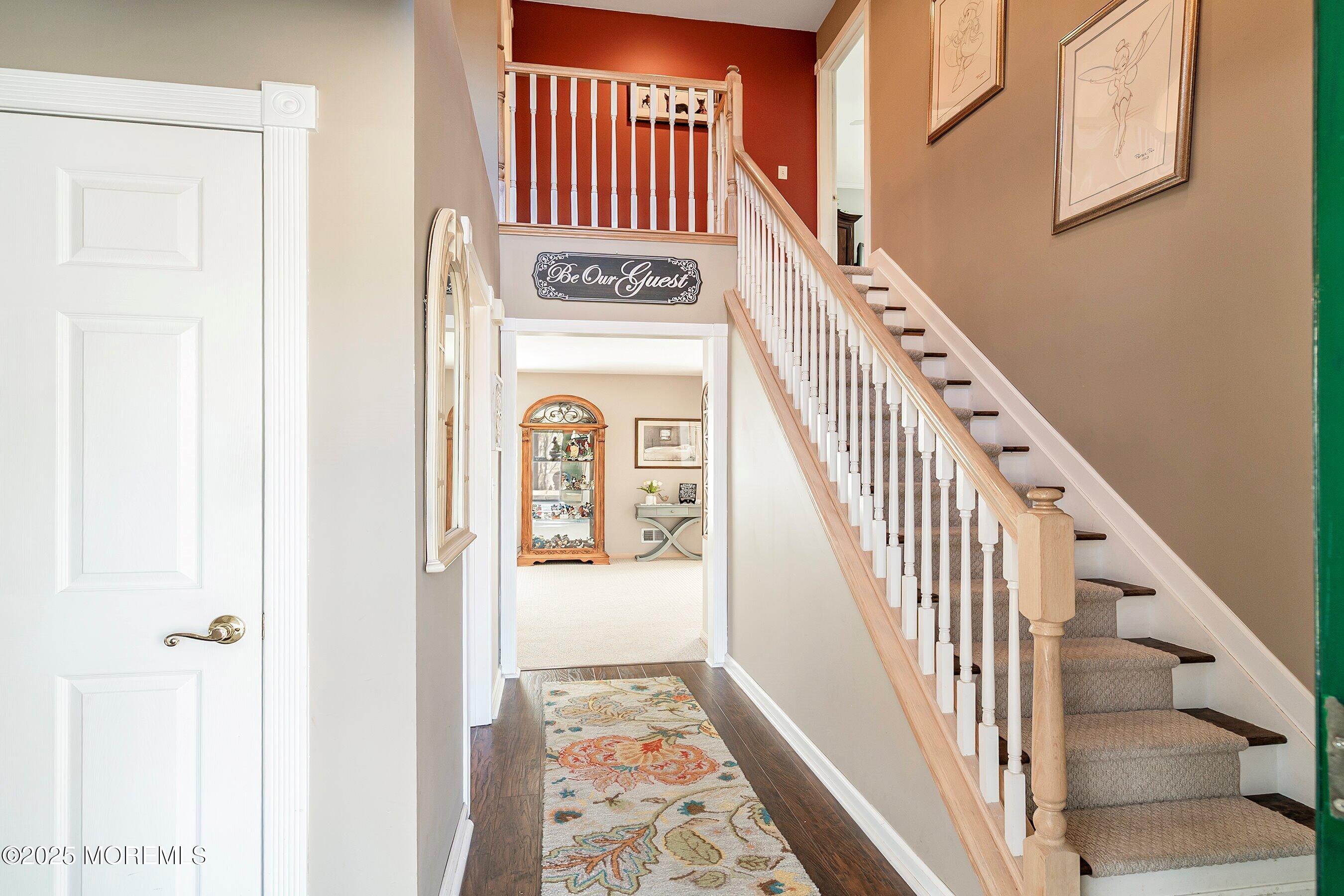 225 Hope Chapel Road Jackson, NJ 08527 - Photo 7 of 37 08-Foyer 1A