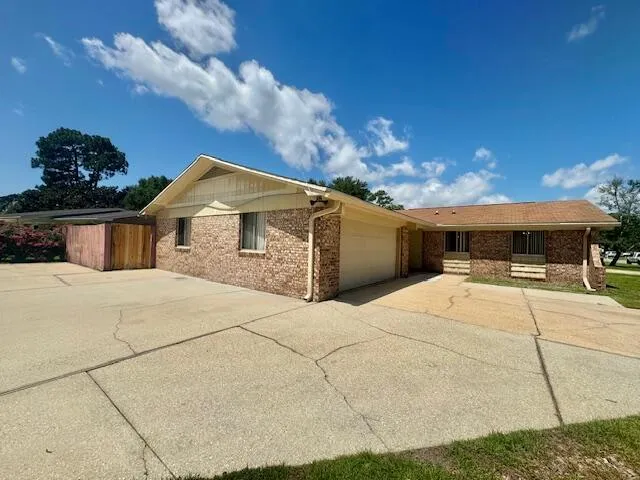 $1,950 | 135 Perdido Circle, Niceville, FL 32578