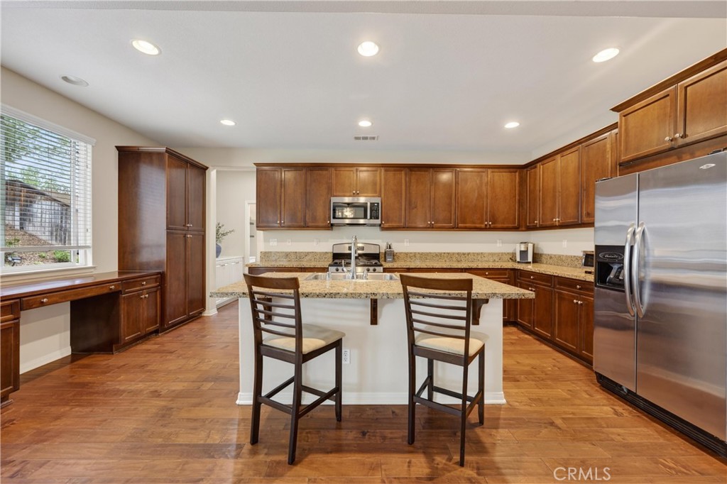 10798 Rosemary Way Corona, CA 92883 - Photo 18 of 48