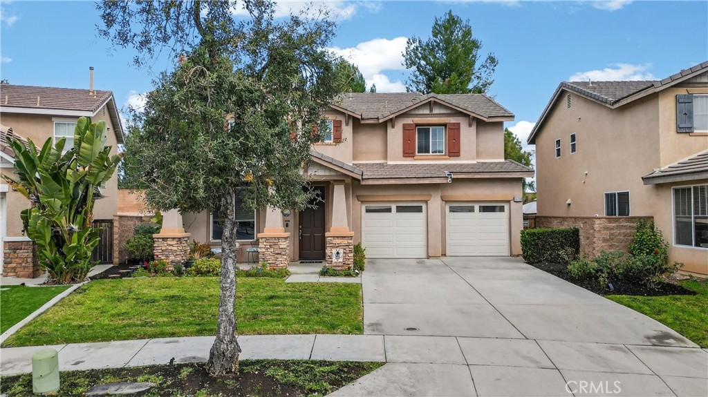 10798 Rosemary Way Corona, CA 92883 - Photo 3 of 48