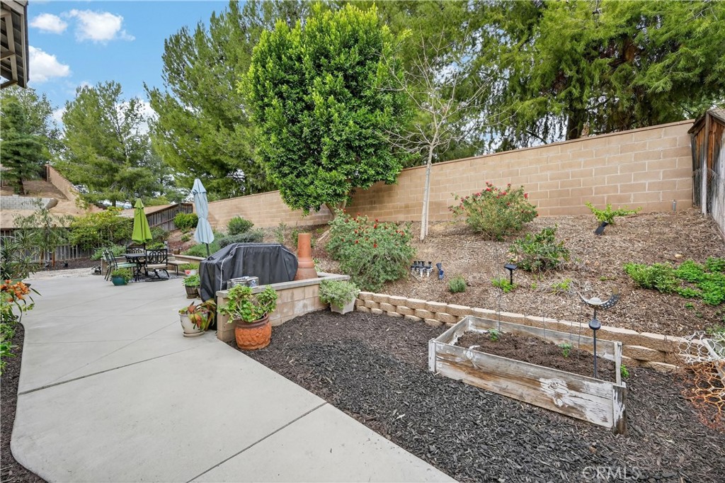 10798 Rosemary Way Corona, CA 92883 - Photo 43 of 48