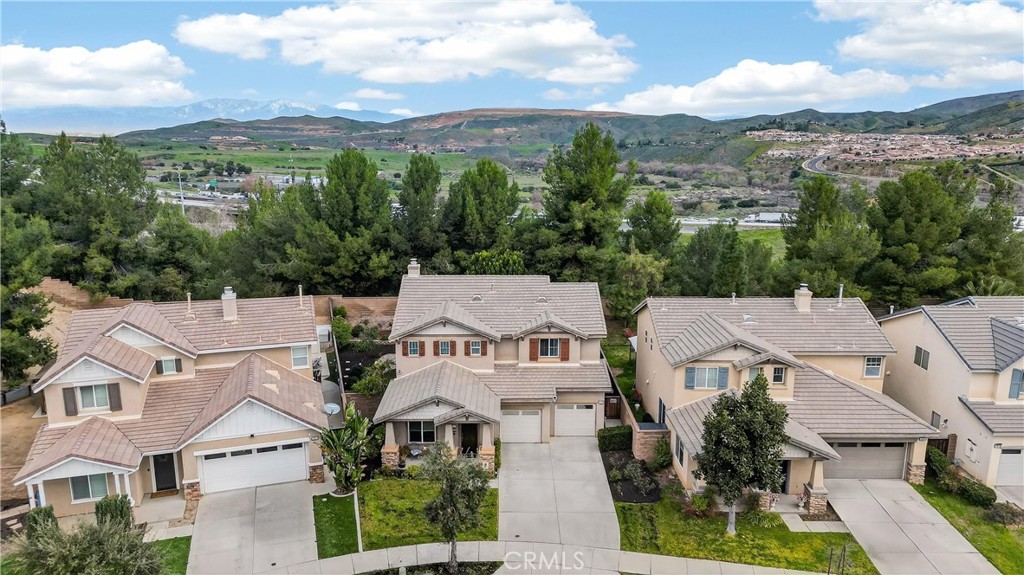 10798 Rosemary Way Corona, CA 92883 - Photo 6 of 48