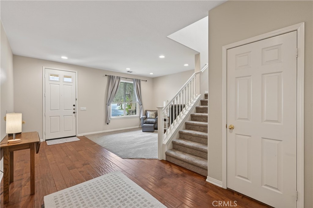 10798 Rosemary Way Corona, CA 92883 - Photo 7 of 48