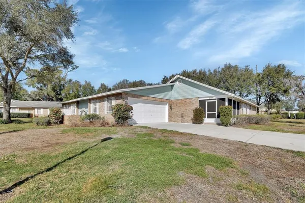 $2,200 | 2400 South Glen Eagles Drive, DeLand, FL 32724