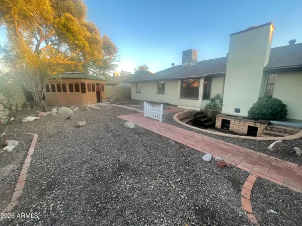 $2,650 | 508 East Angela Drive, Phoenix, AZ 85022