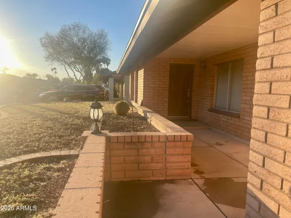 $2,650 | 508 East Angela Drive, Phoenix, AZ 85022