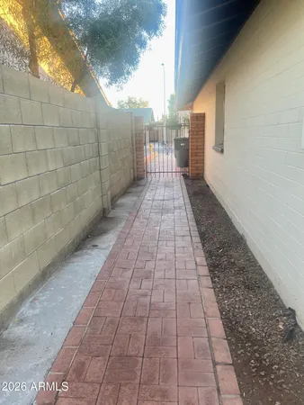 $2,650 | 508 East Angela Drive, Phoenix, AZ 85022