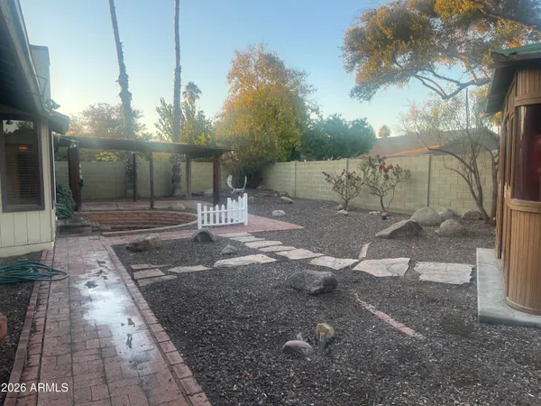 $2,650 | 508 East Angela Drive, Phoenix, AZ 85022