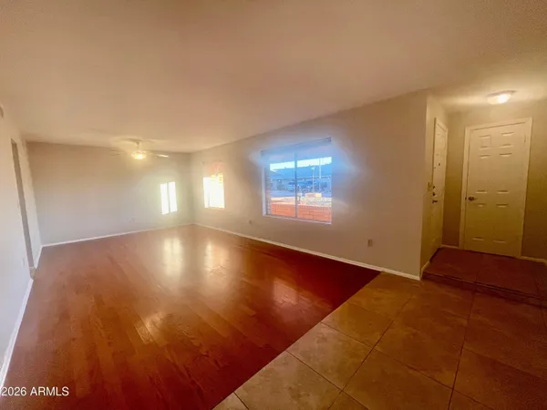 $2,650 | 508 East Angela Drive, Phoenix, AZ 85022