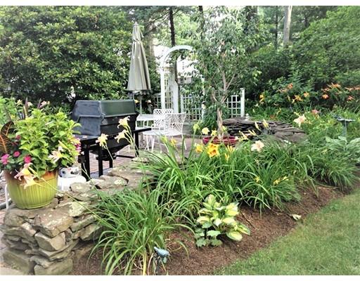 55 Fox Run Road Hamilton, MA 01982 - Photo 6 of 25