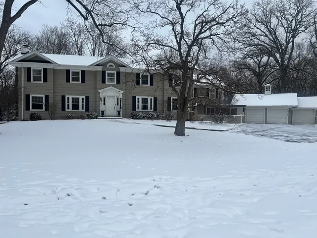 $1,500,000 | 2085 Stirling Road, Bannockburn, IL 60015